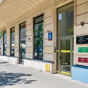  Hostal Jess Rondo Charles De Gaulle